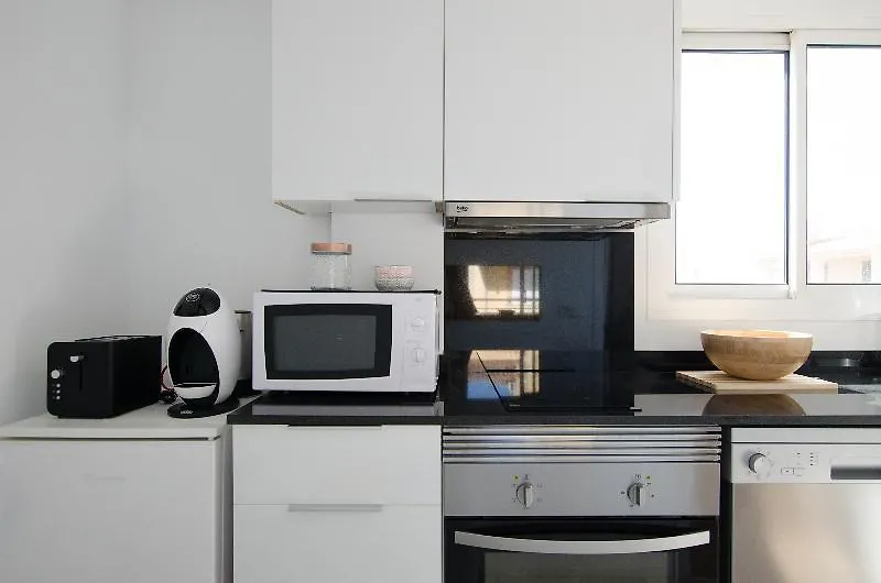 Yourhouse Jumas Port de Pollenca 3*,